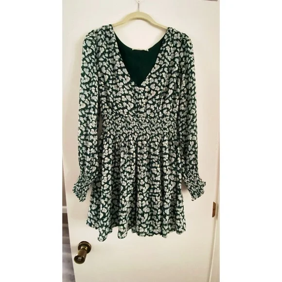 ABERCROMBIE & FITCH Green Floral Dress - Picture 2 of 4